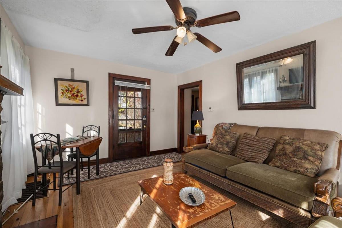 Light-bright With Craftsman Character And Views *